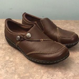 Clarks Brown Leather Woman’s Size 9 W